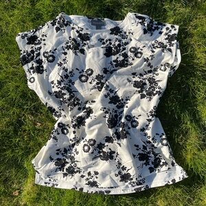 Black Floral Short Sleeve Top S